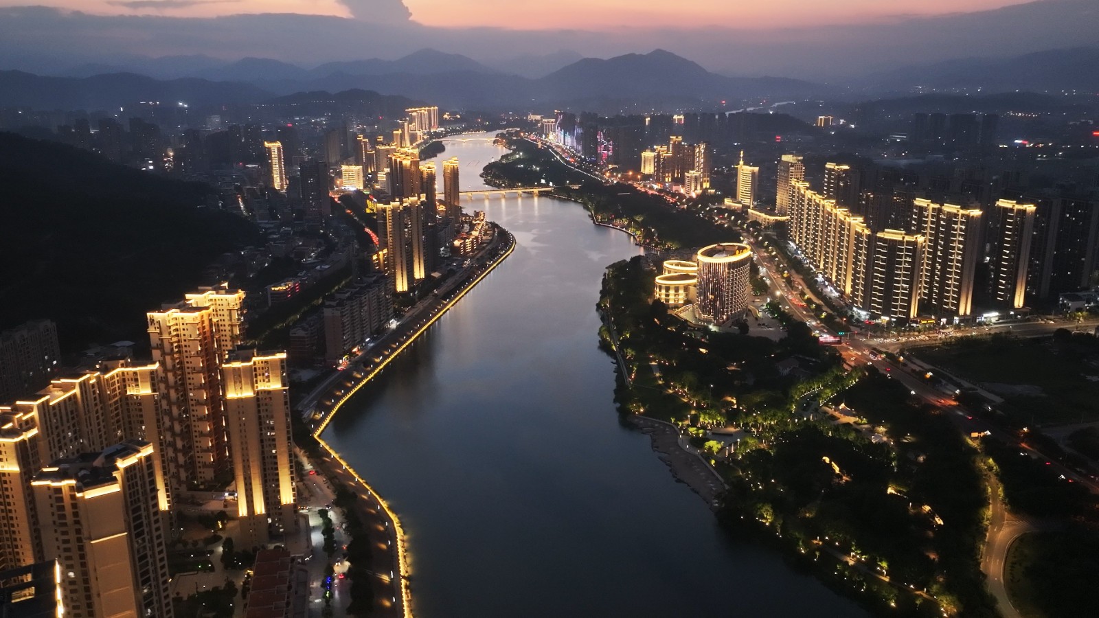 1696996966492281.jpg 02豪尔赛南安西溪两岸项目.jpg