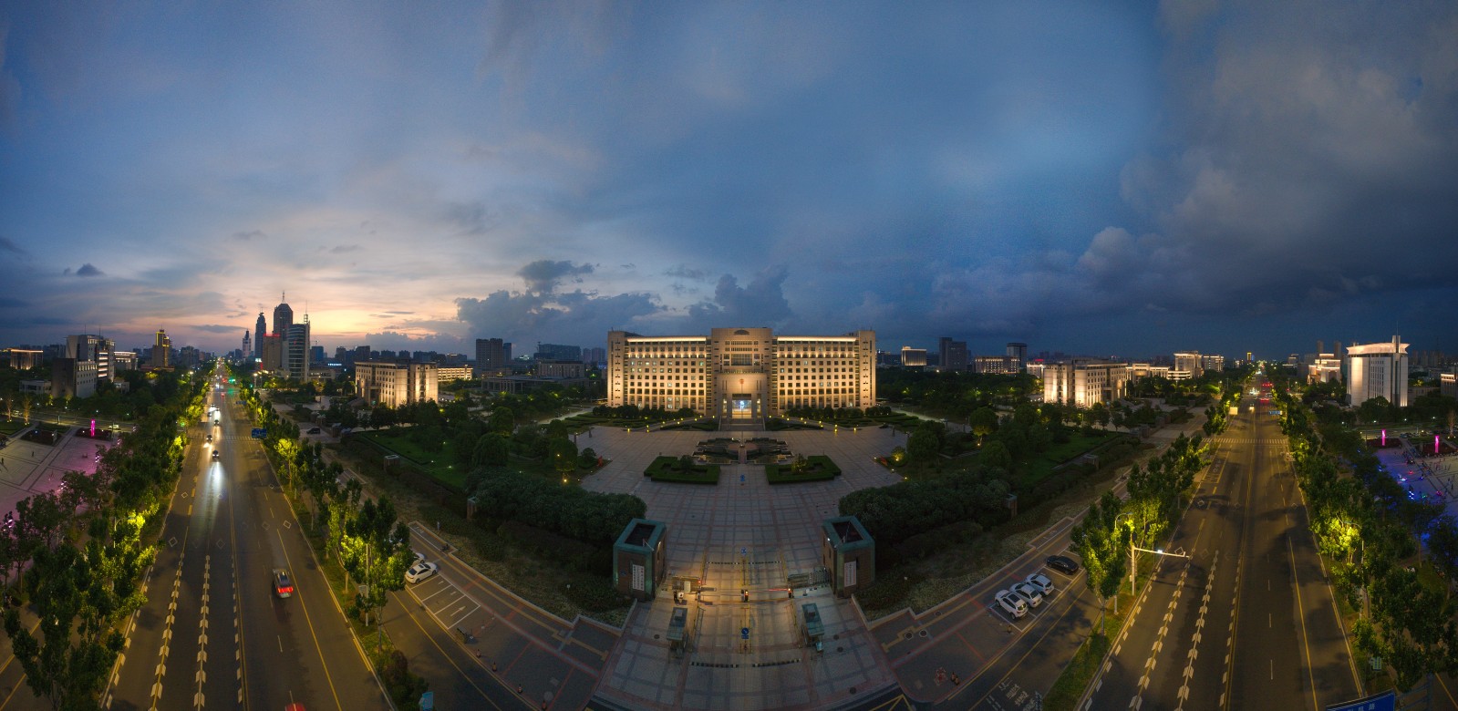 1697601311556122.jpg 01 市政府全景 - 小尺寸(1).jpg